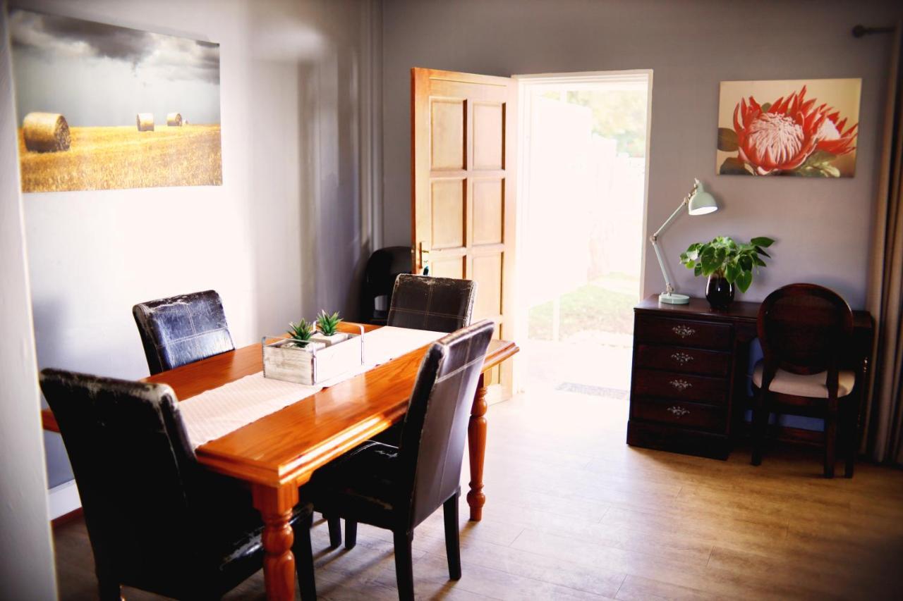 Modern Farm Apartment Lichtenburg Екстериор снимка