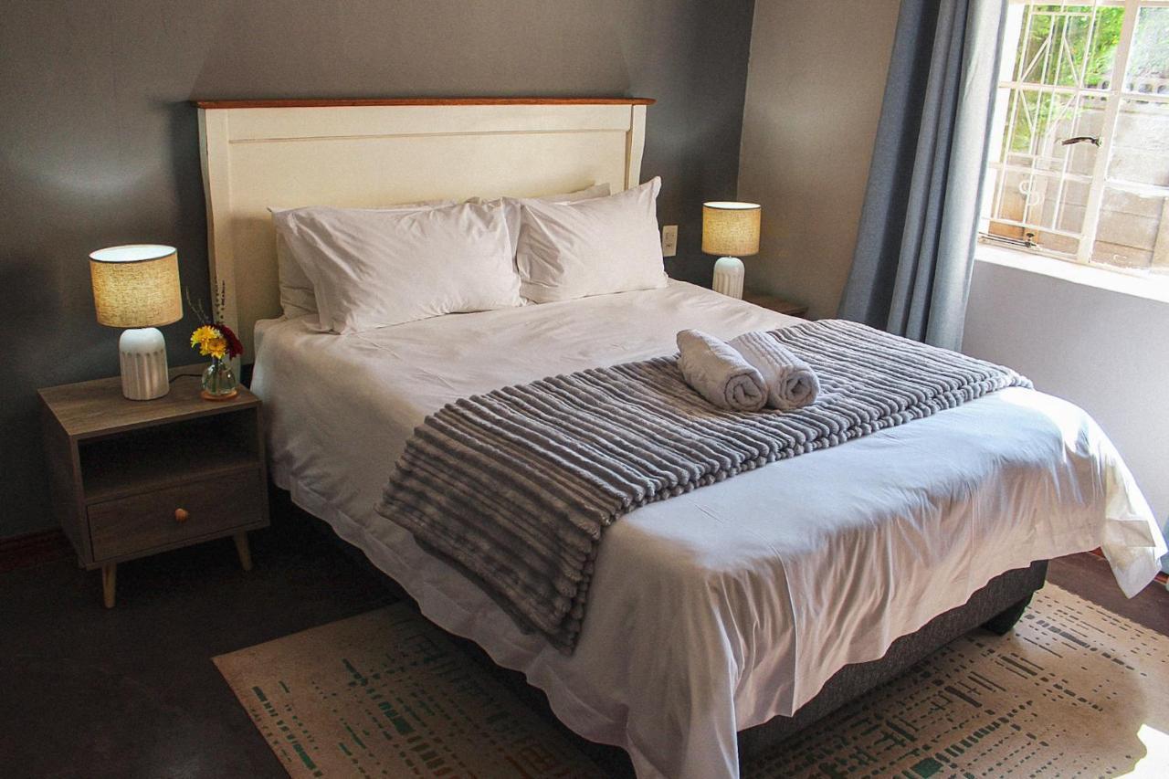 Modern Farm Apartment Lichtenburg Екстериор снимка