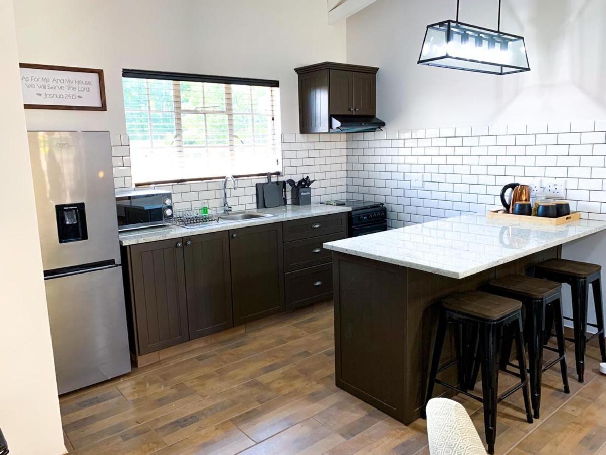 Modern Farm Apartment Lichtenburg Екстериор снимка